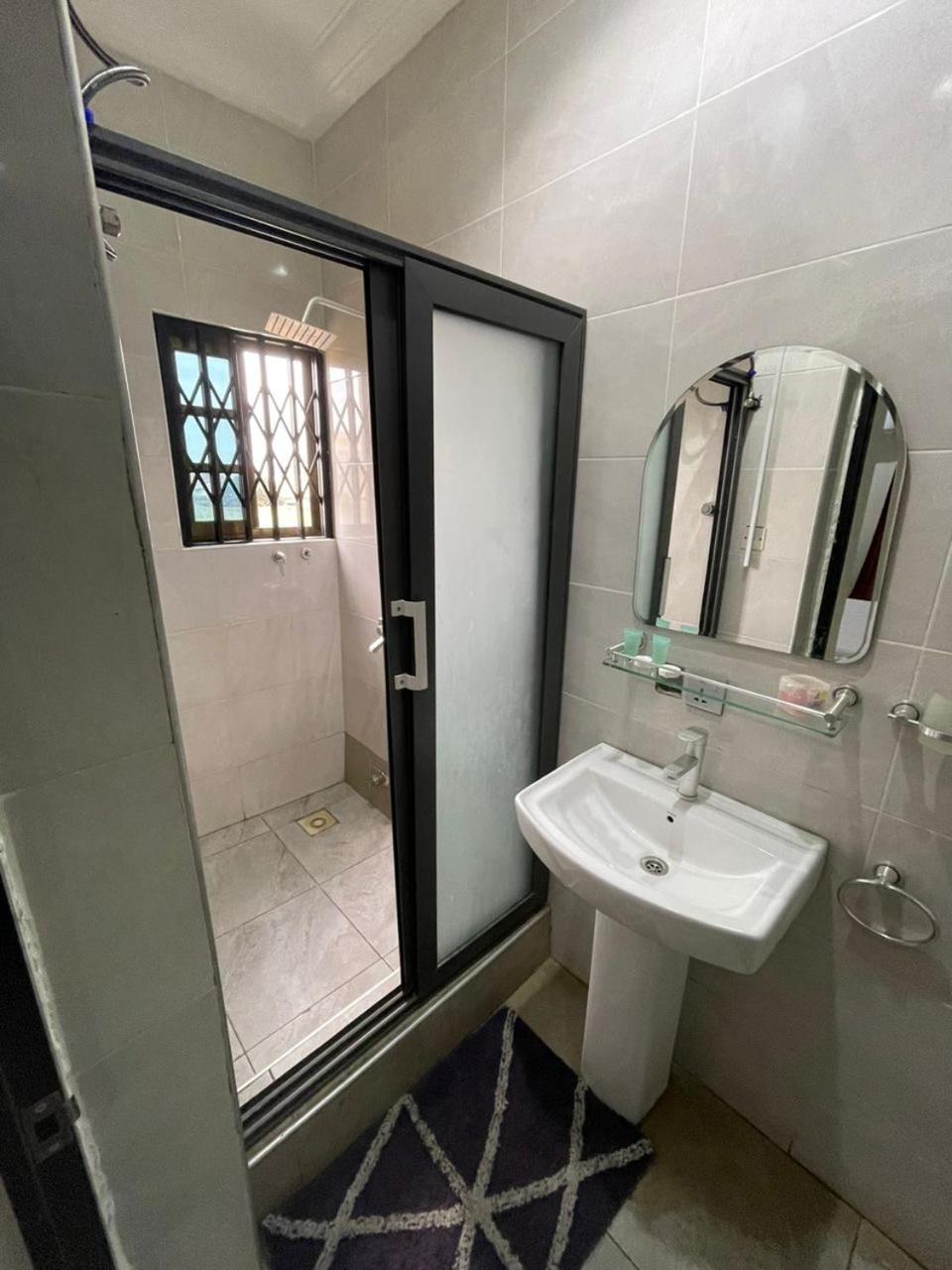 Cloud9 Luxury Apartments Accra Luaran gambar